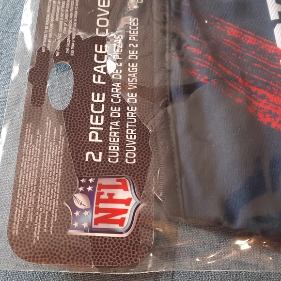*NEW* Patriots facemasks - Picture 5 of 5